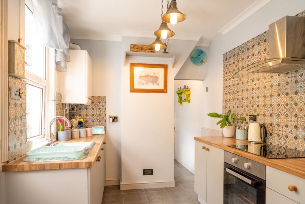 Kitchen 1