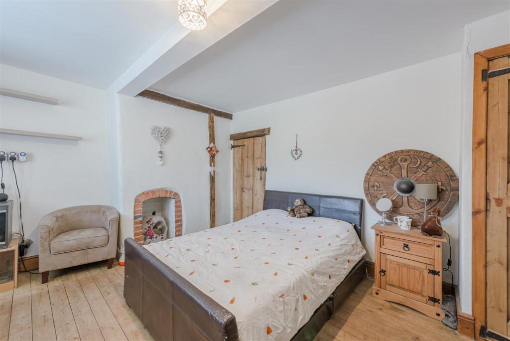 111 Limby Hall Lane, Swannington