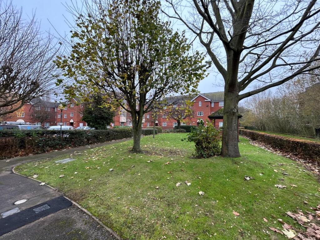 COMMUNAL GARDENS