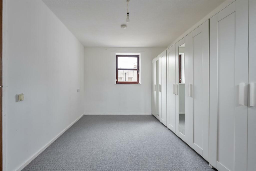 Dawlish Road E10