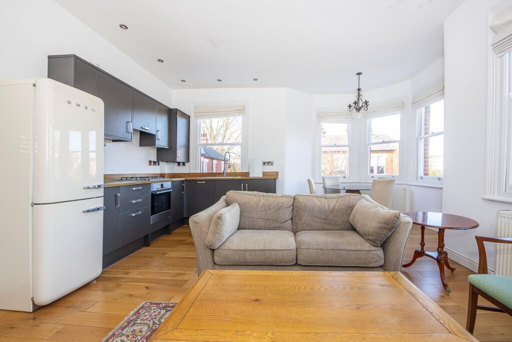 cambridge-court-c...