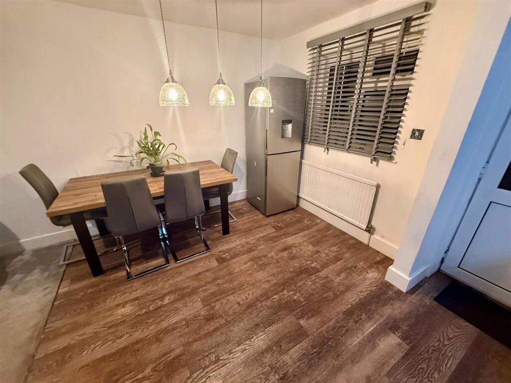 17 Rugby Road Dining Area.jpg