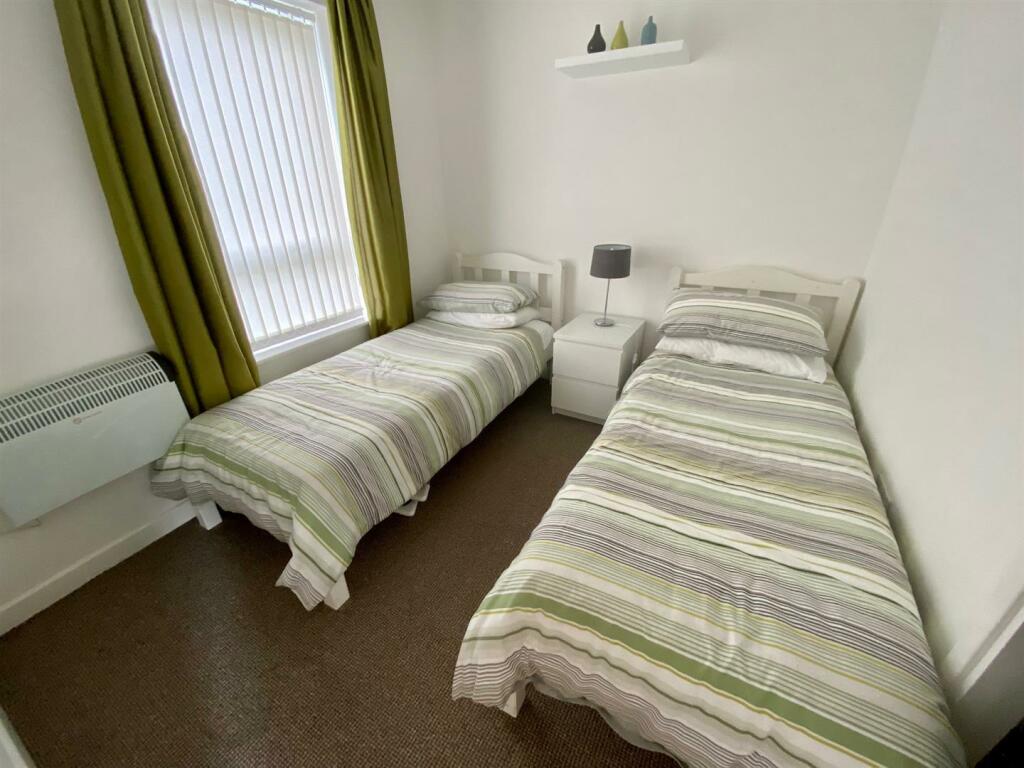 Waterside Park (6).jpg