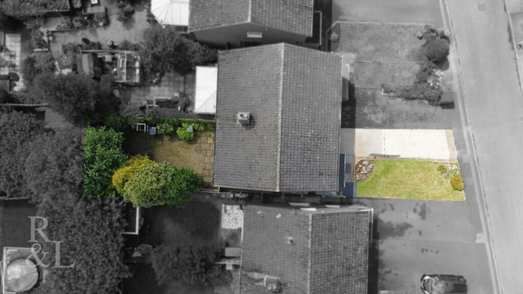Cheam Gardens jpg (1).jpg