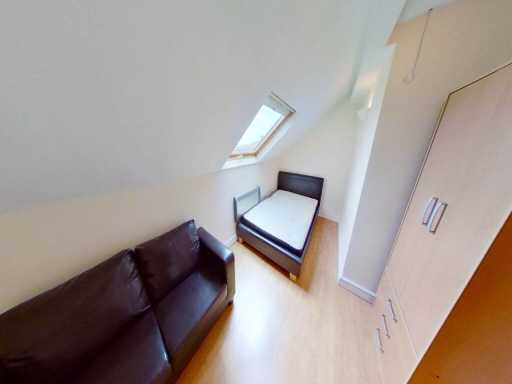 F4-34-Penarth-Road-0