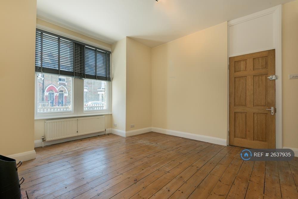 Front Room Looking Back To Entrance