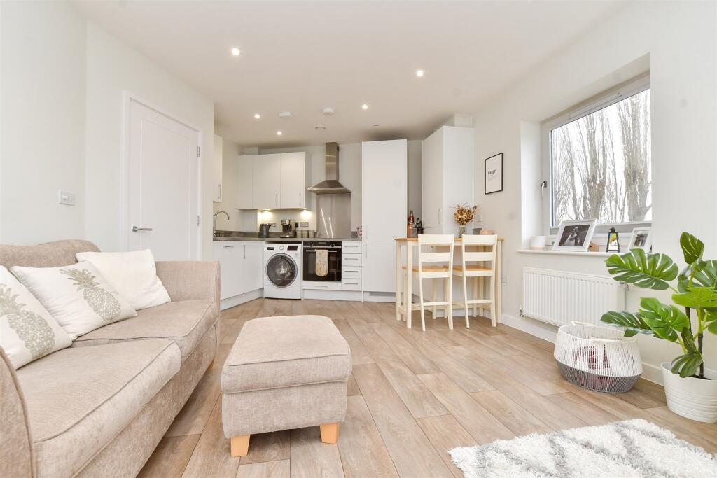 Kitchen/Living Room