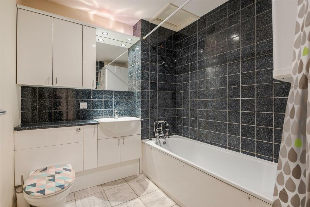 Collingham Gardens 9_2-2.jpg