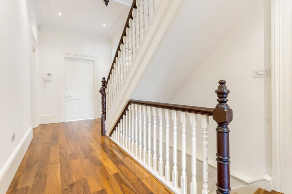 Coolhurst Road, 2...