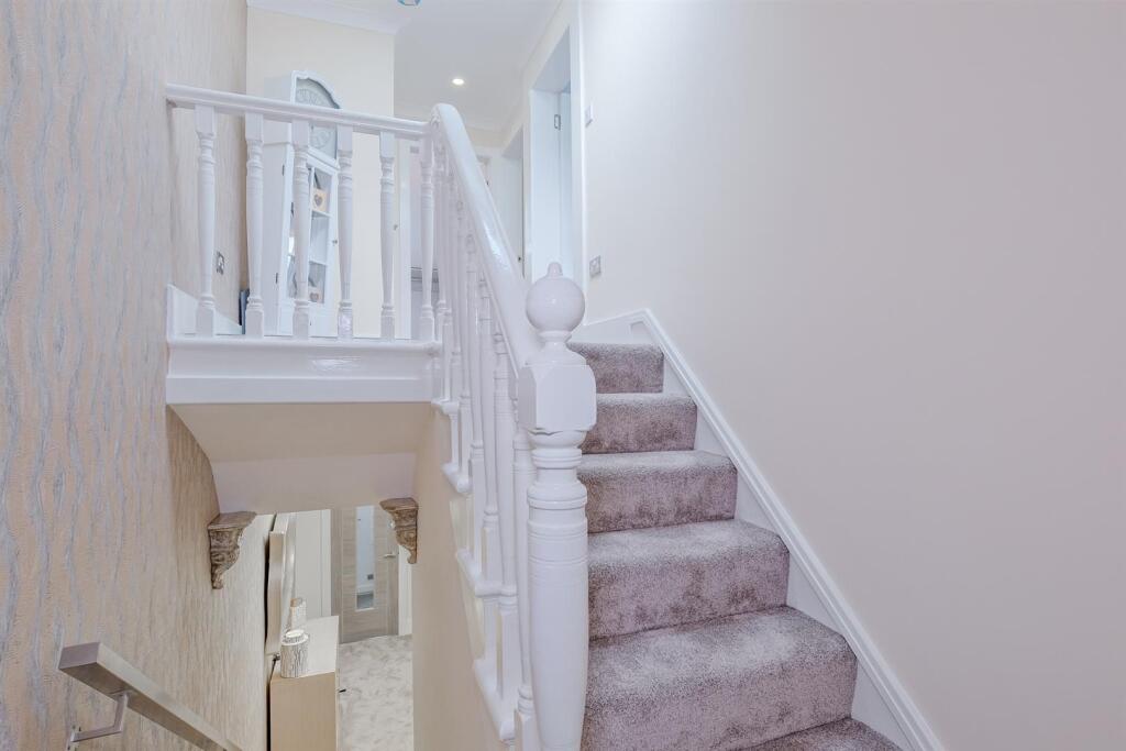 021-23 East Academy Street Wishaw, ML2 8BG.jpg