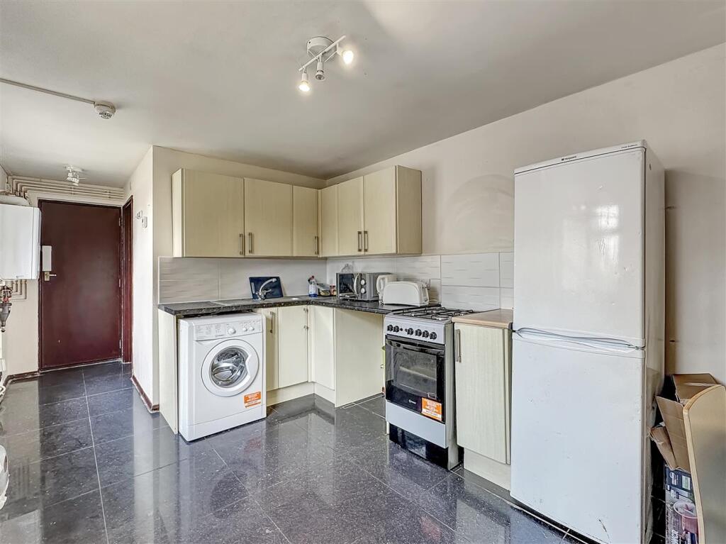 Kitchen 2
