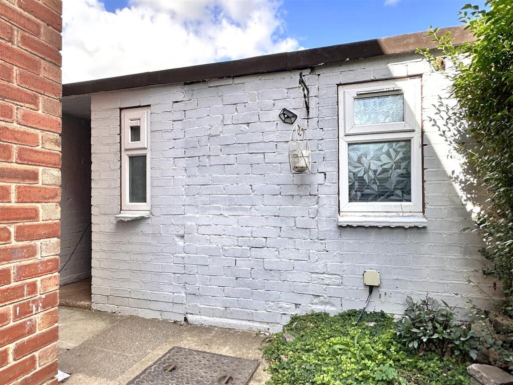 Brick Outbuilding 570