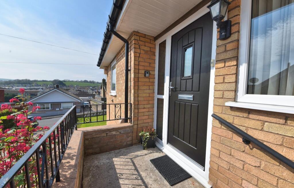 THE ACCOMMODATION COMPRISES