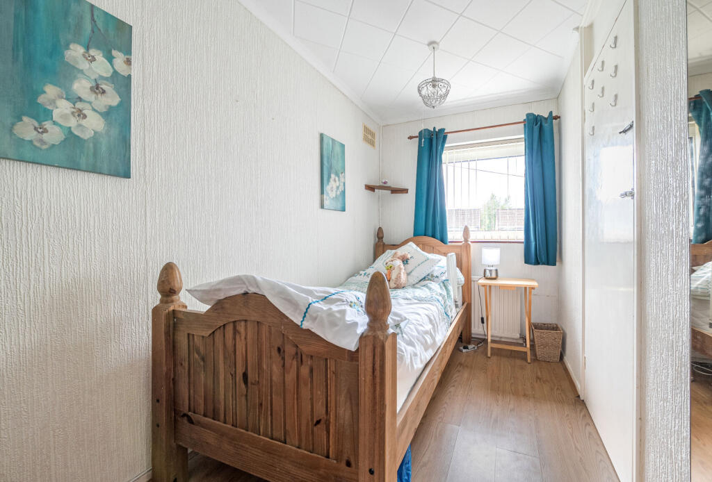 1317354-22-686af4...