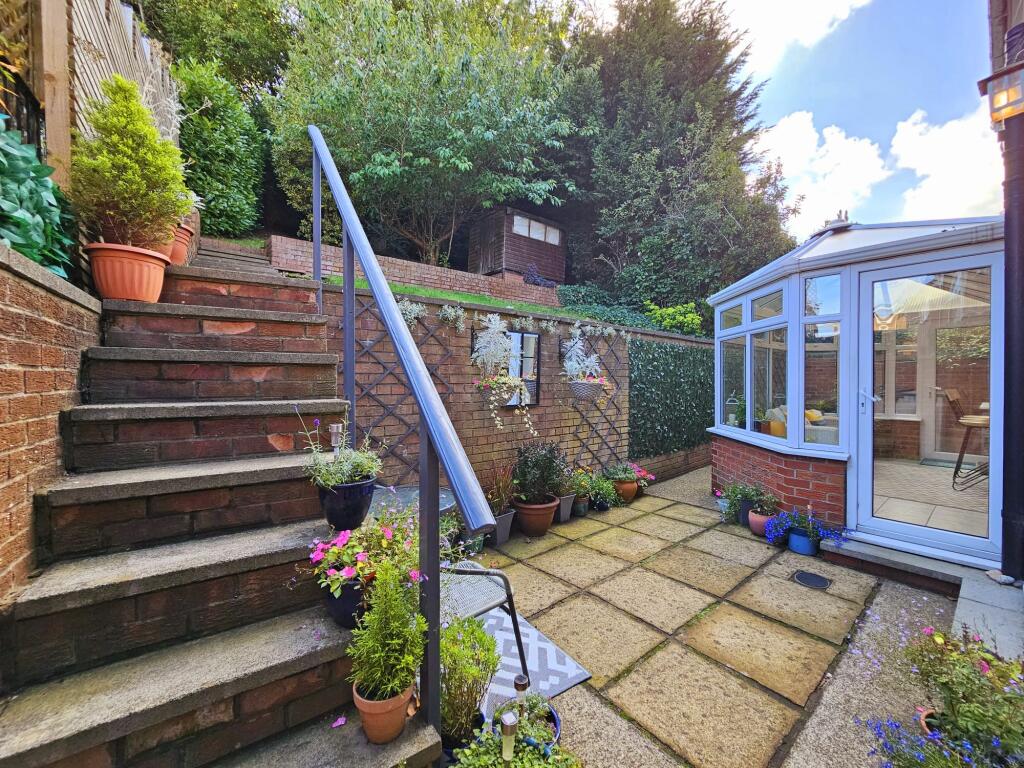 9e21835f-9788-4b82-a8e1-7715f5101728