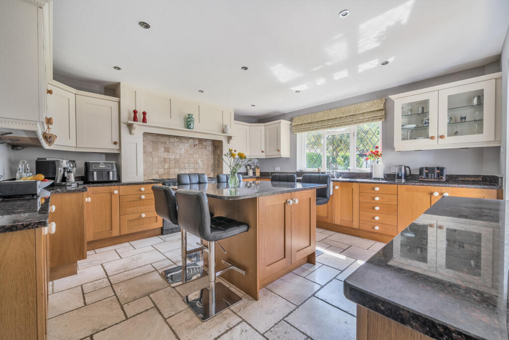 1293267-38-682efc...