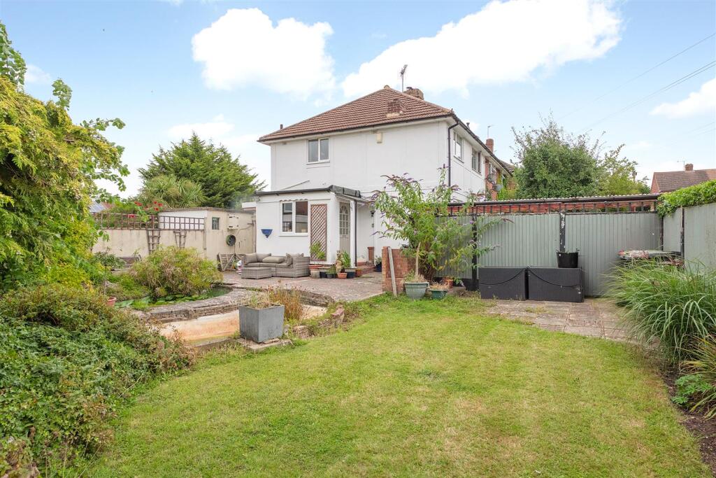 Belton Close, Whitstable