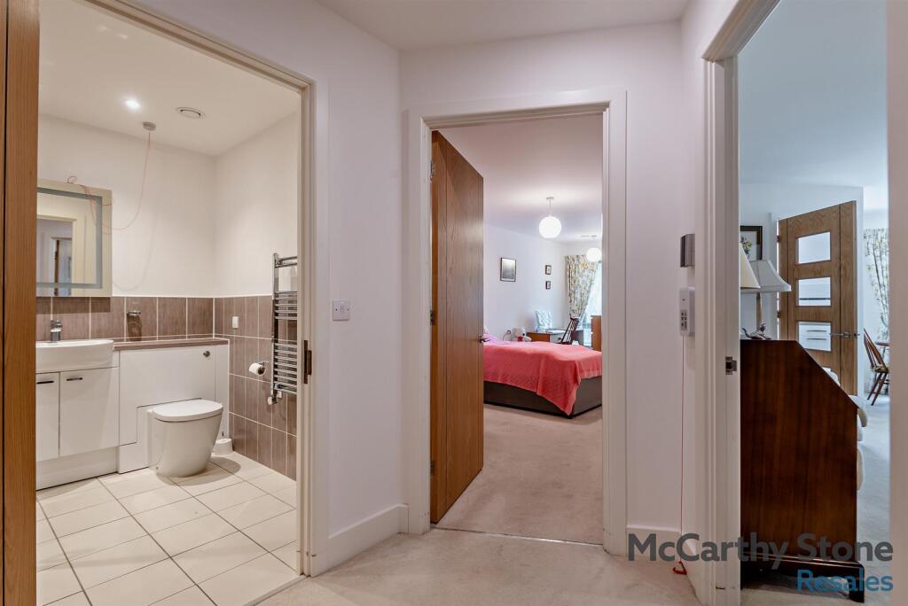 8649107-interior16-800.jpg