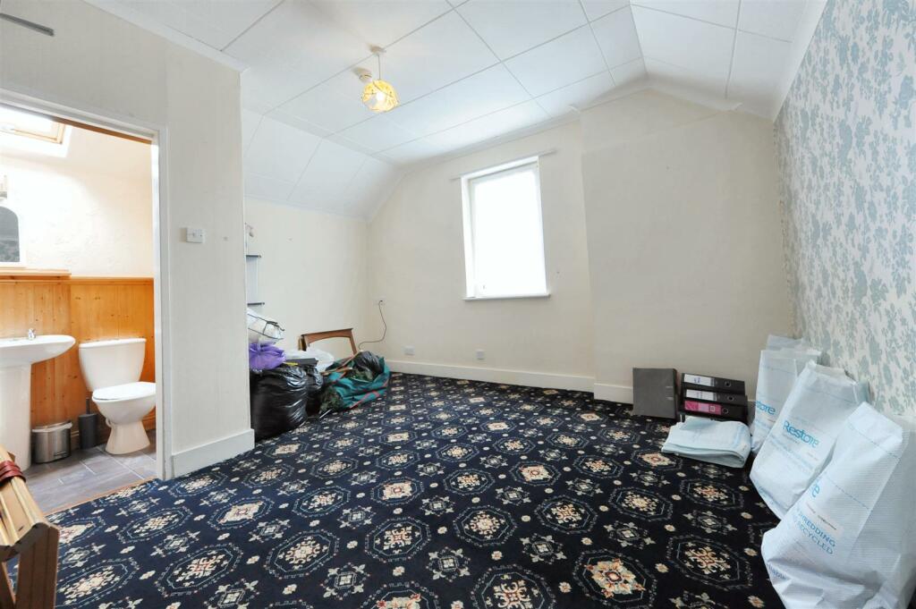 Third Floor Bedroom.JPG