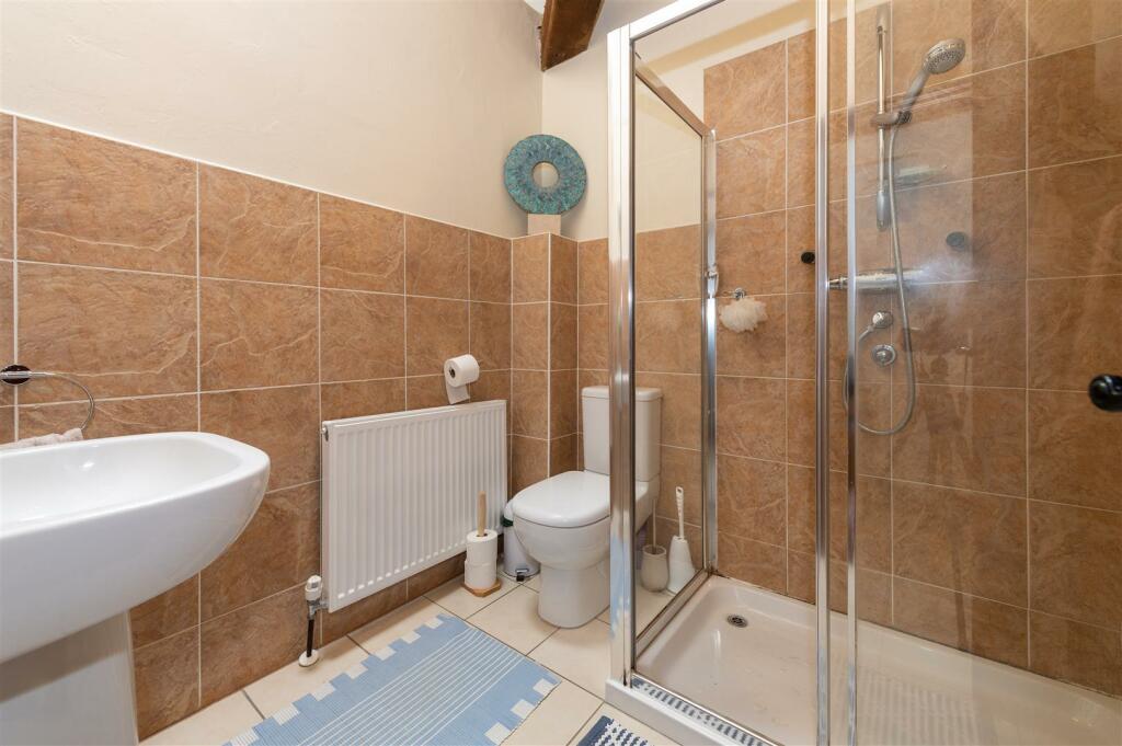 Grange Farm House - internal-3.JPG