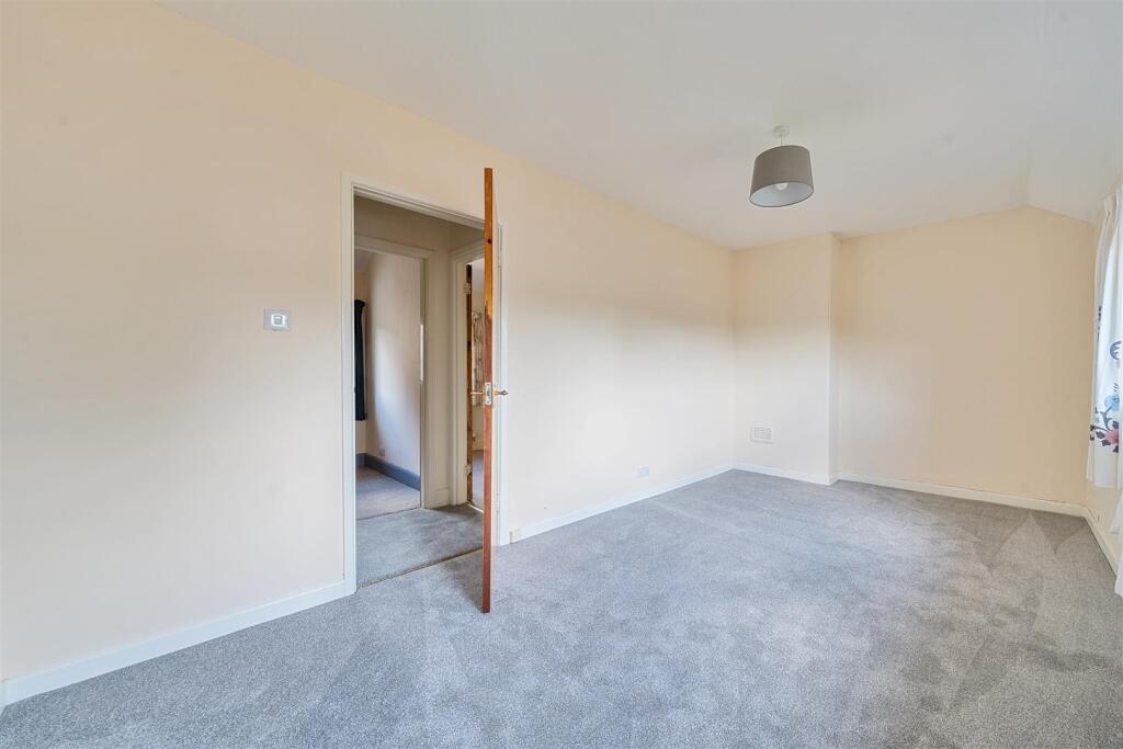 Mill Meadow Bed 1.jpg