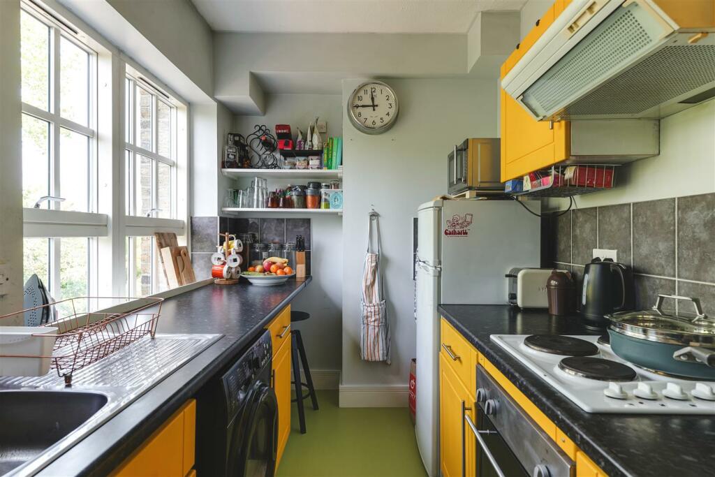 8 Wilmot Road-14.jpg