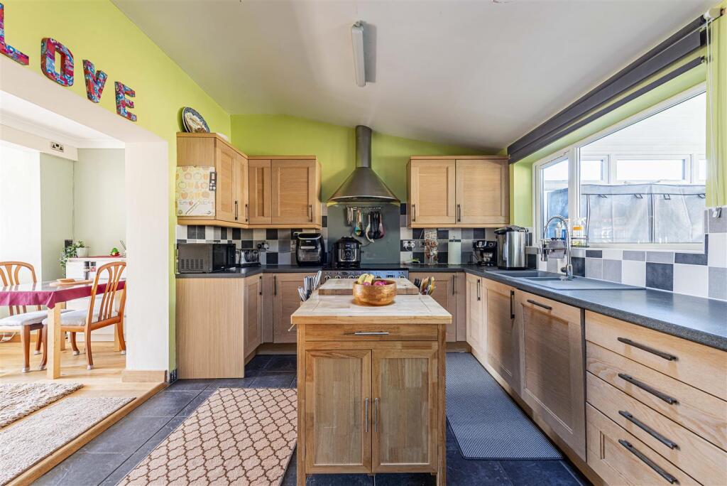 3 bedroom home in Lydia Road, Deal for sale by Gui