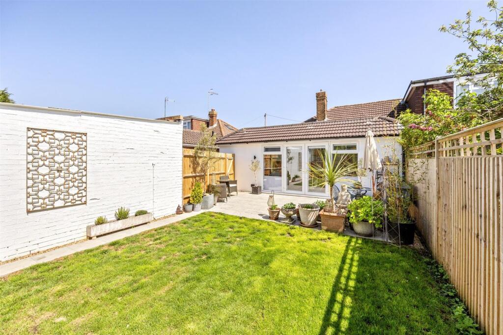 Greenleas 32 REAR2.jpeg