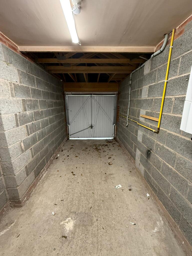 1c9562d7-d806-4e45-8e10-c3415772a602