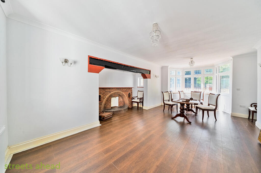 7559a30e-5322-416...