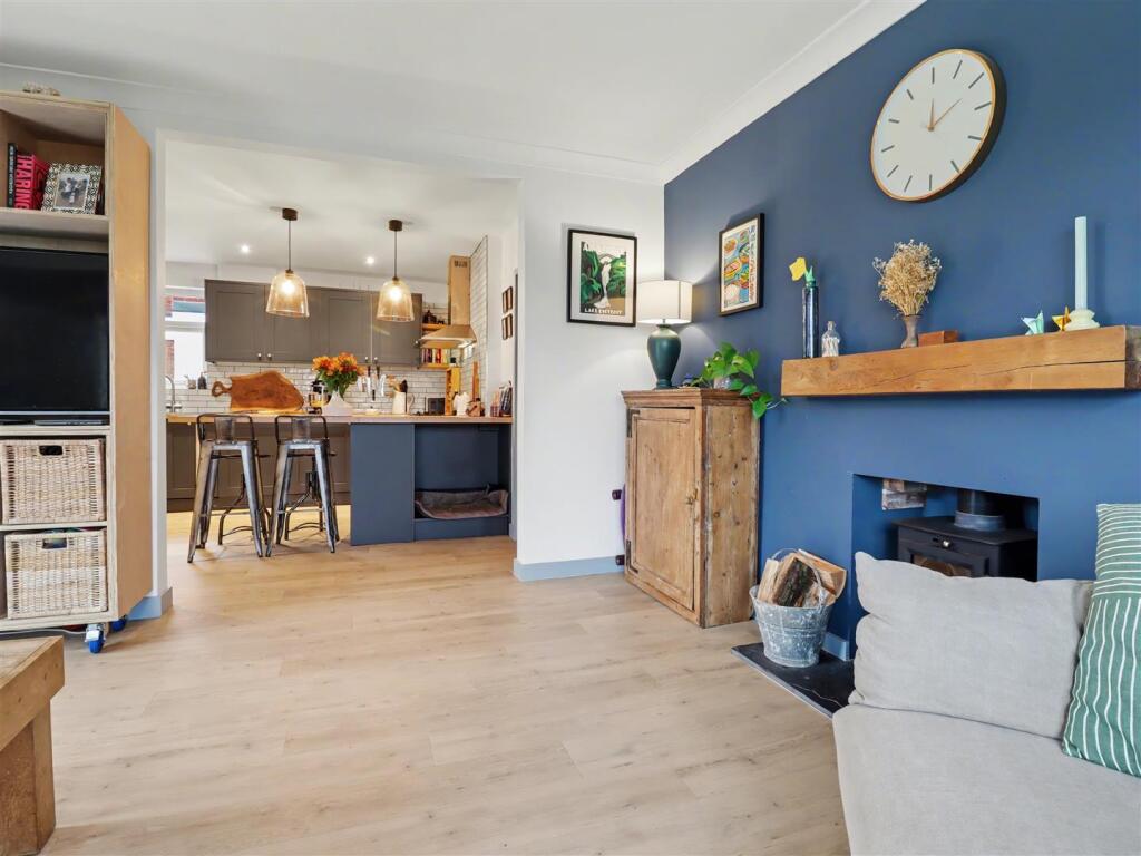 view through to kitchen