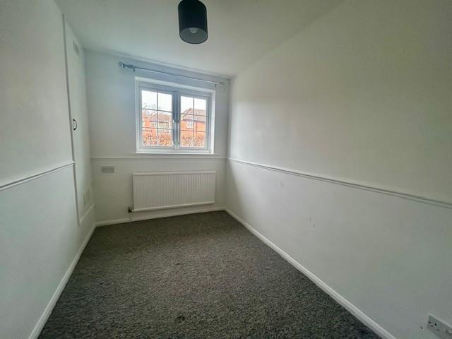 13 Chapel Road bedroom 2.jpg