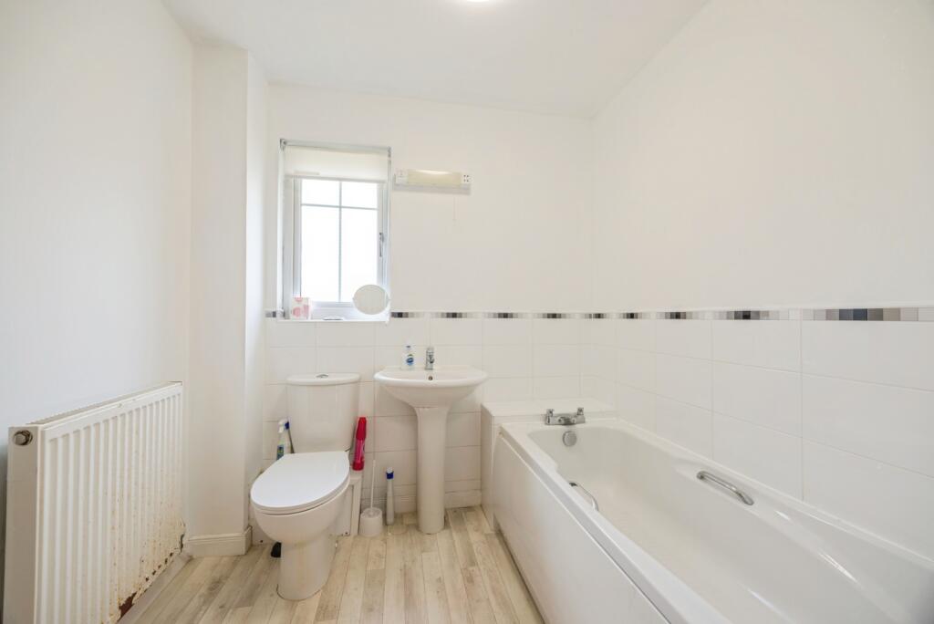 Family Bathroom/Wc