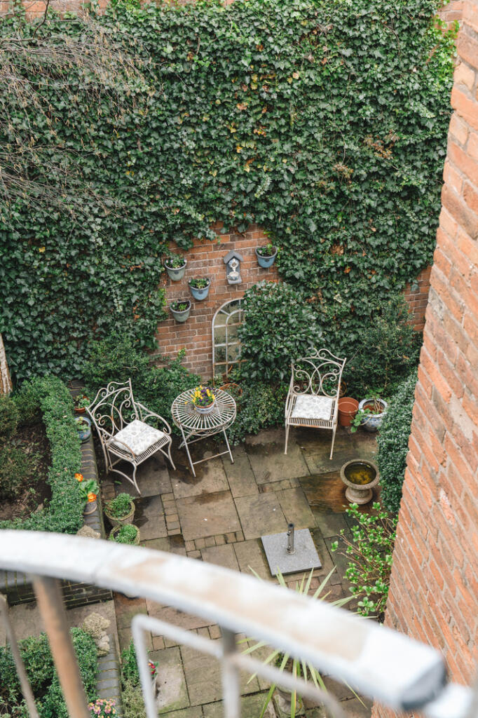 272579 - TheDispensary_HighRes-66.jpg