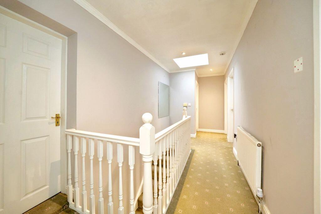 FIRST FLOOR LANDING