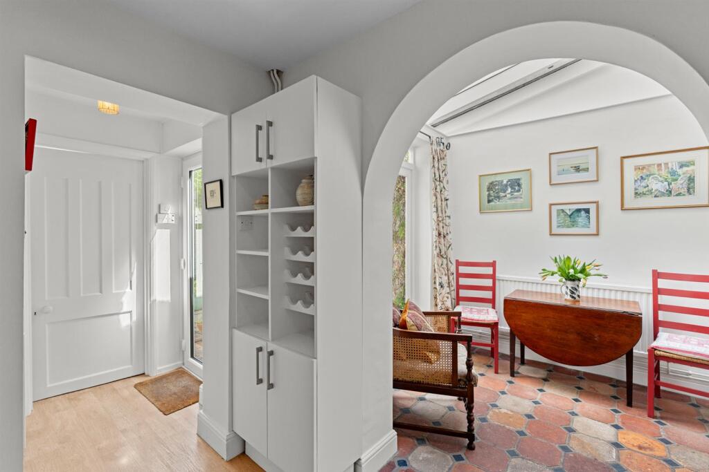 10SandringhamRd-018.jpg