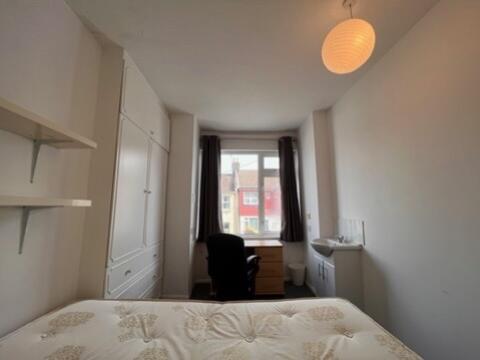 3 Totland Road - Bedroom 5 (3)