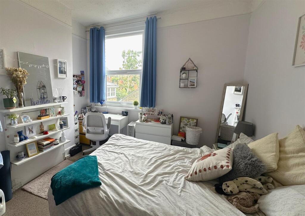 Bedroom 3, Battersea Park Road, Eden Harper SW11