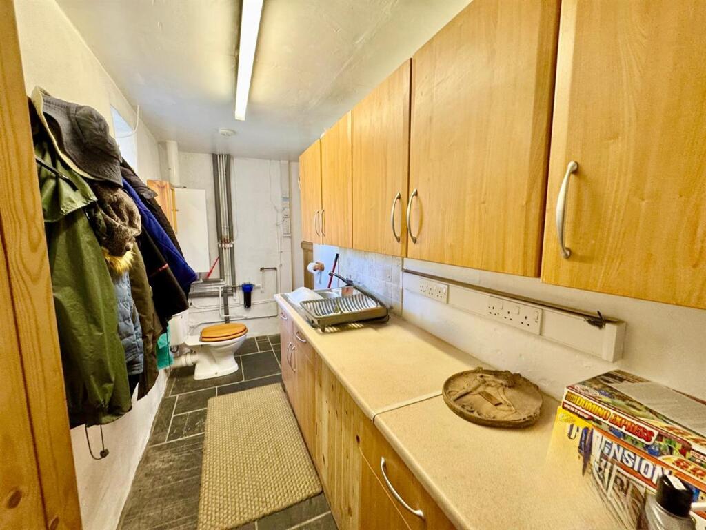 PHOTO-2025-05-28-06-48-41 (6).jpg