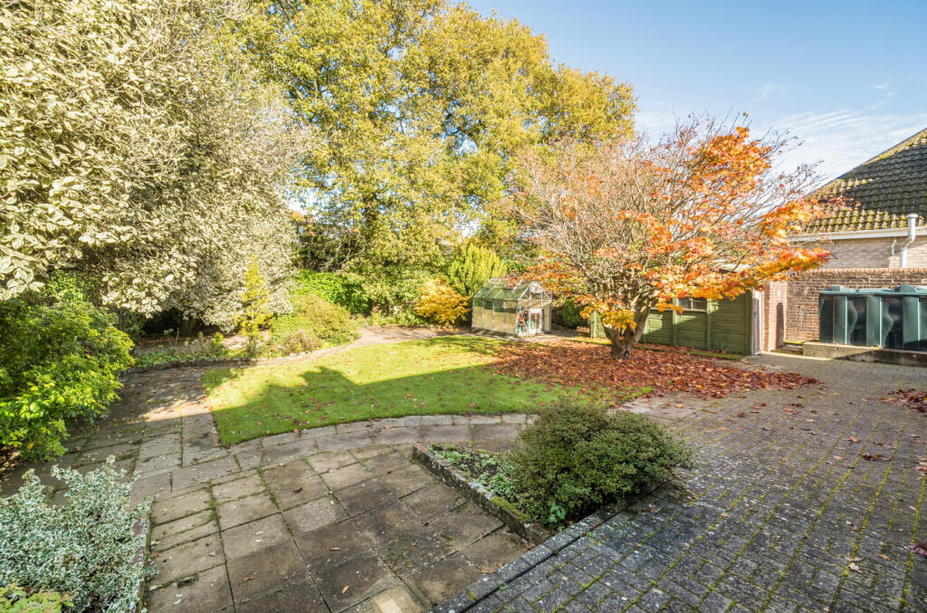 1371447-18-68f8b6...