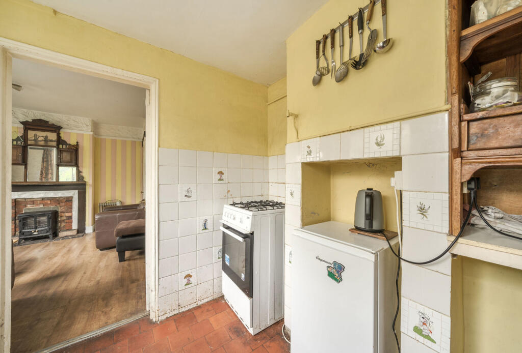 1288055-32-682d9d...