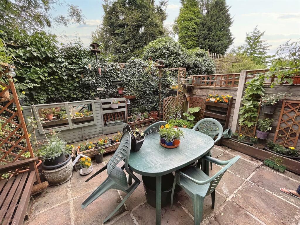 Gardens Aspect 2.jpg