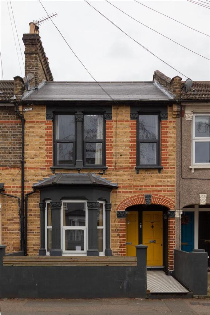 Callis Road, E17