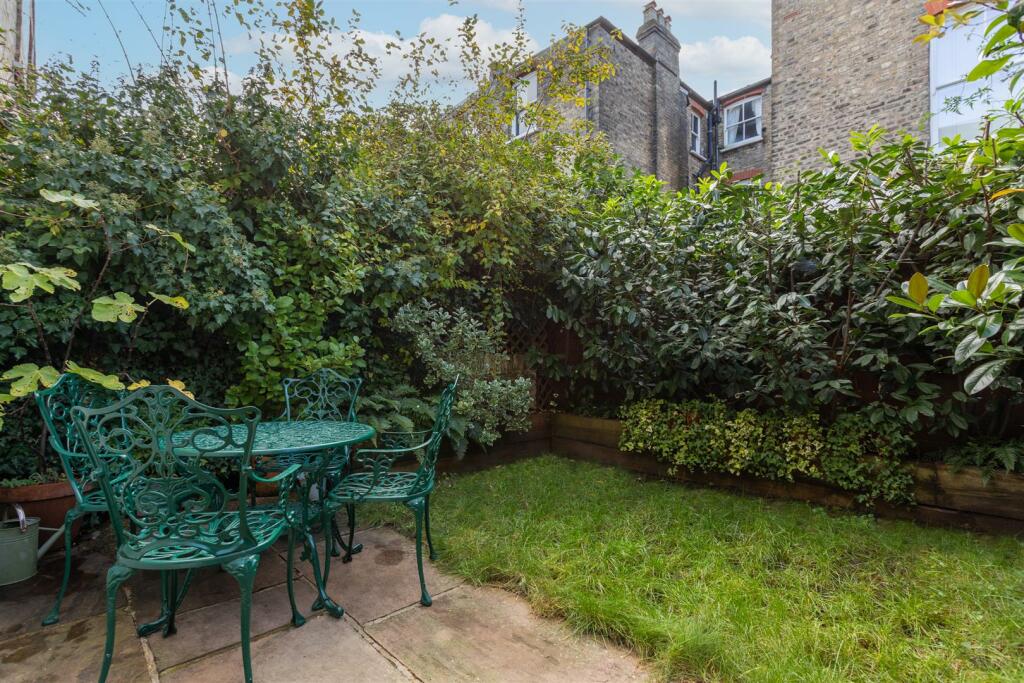66A Carysfort Road, London N16 9AP-14.jpg