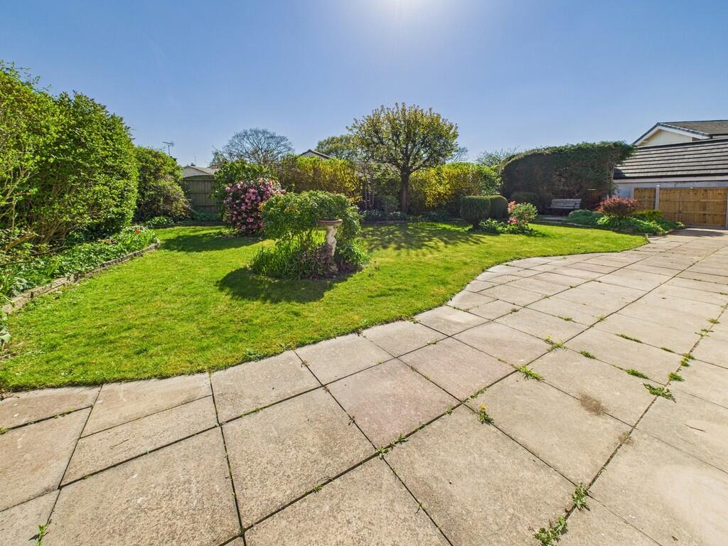 CAM02854G0-PR0364...