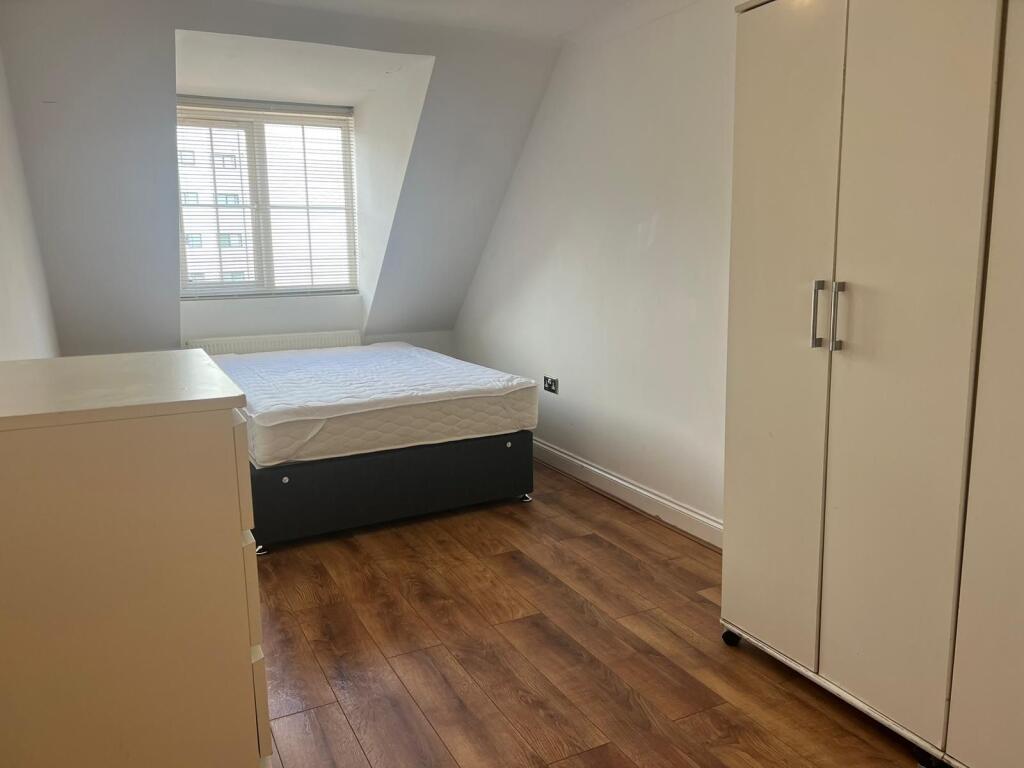 Flat , - Chapel Street, Luton