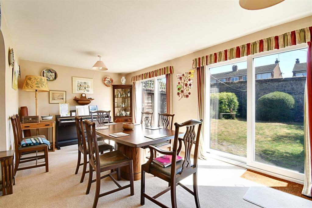 Dining Room 2.jpg