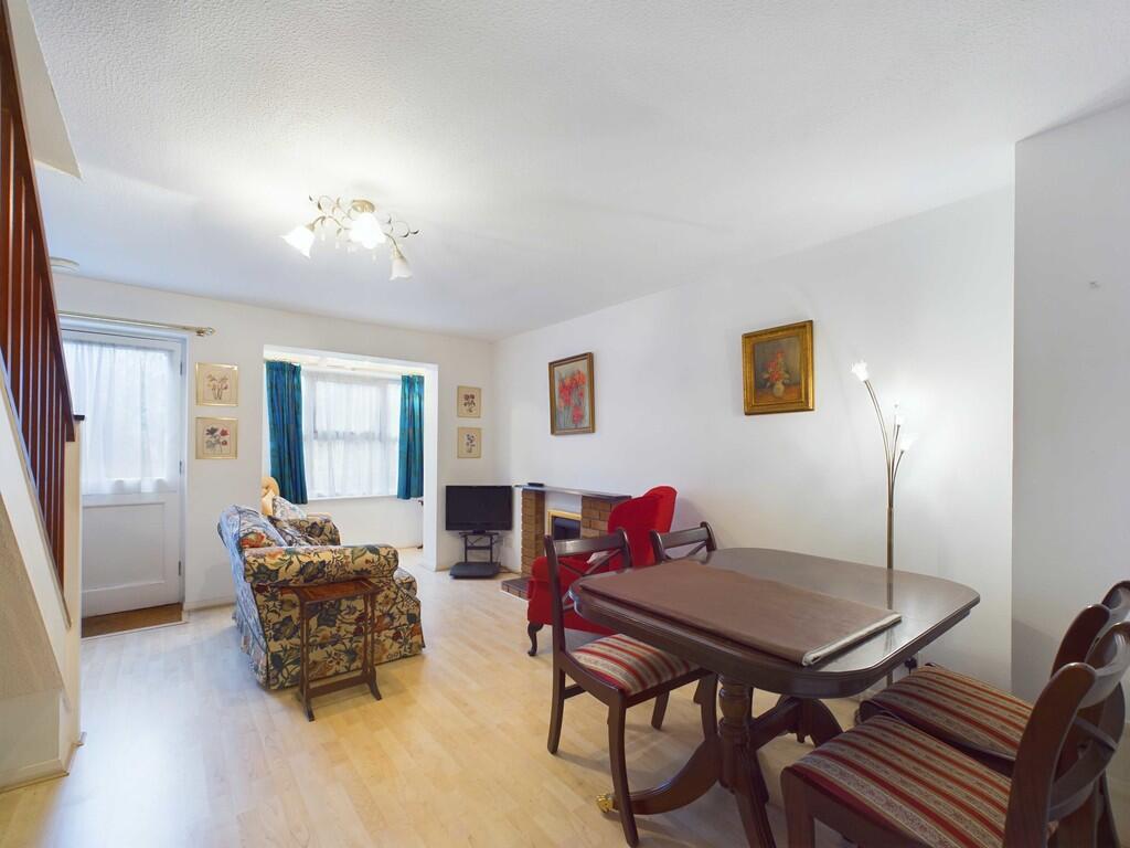 CAM03741G0-PR0058...