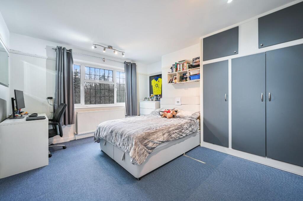 VERNON WALK, - (21).jpg