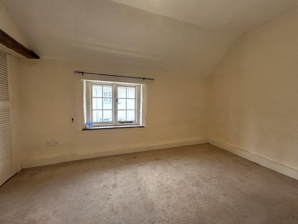 5  Medium  T202507041009.jpg